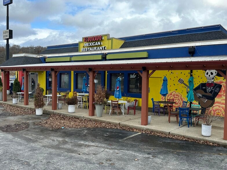 More Photos Of 1610 Richmond St, Mount Vernon Restaurant For Sale