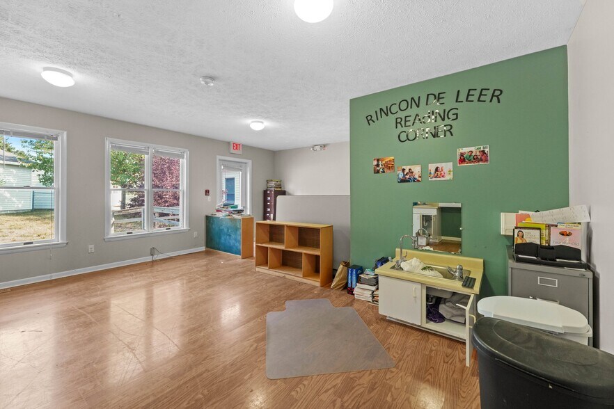 More Photos Of 1878 SW Bayshore Dr, Suttons Bay Light Distribution For Sale