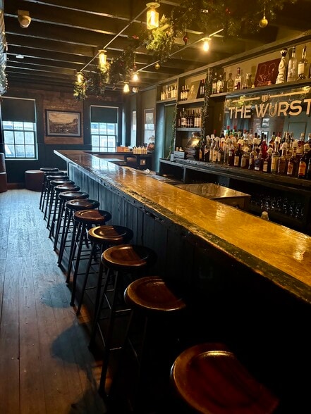 More Photos Of 12-18 E Cross St, Baltimore Storefront For Sale