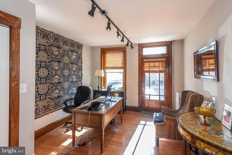 More Photos Of 233 W Patrick St, Frederick Office For Sale