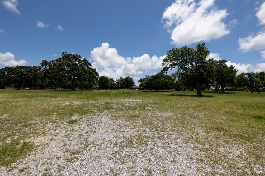 More Photos Of 2668 Beach Blvd, Biloxi Land For Sale