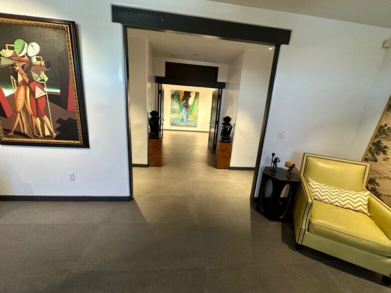 More Photos Of 560 S Paseo Dorotea, Palm Springs Medical For Lease