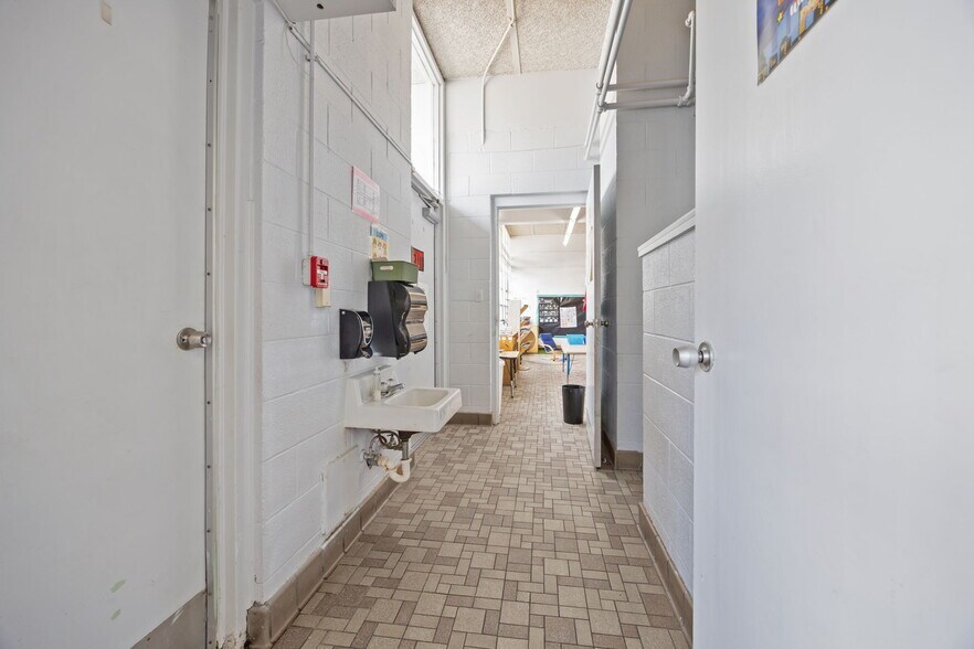 More Photos Of 2300 Spring Garden St, Greensboro Daycare Center For Sale