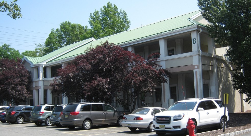 More Photos Of 17-36 Bridge St, Metuchen Office For Lease