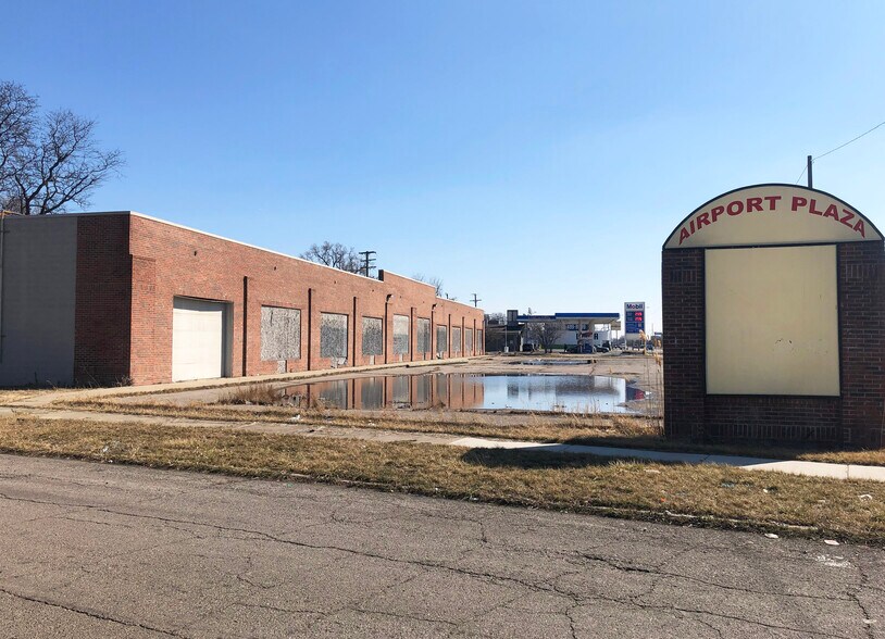 More Photos Of 11940 Conner St, Detroit Freestanding For Lease