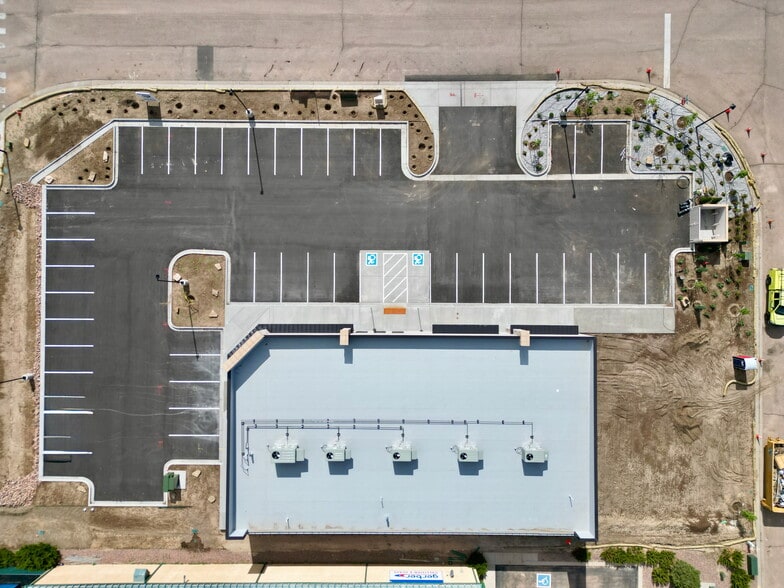 More Photos Of 7415 Firehouse Vw, Peyton Freestanding For Lease