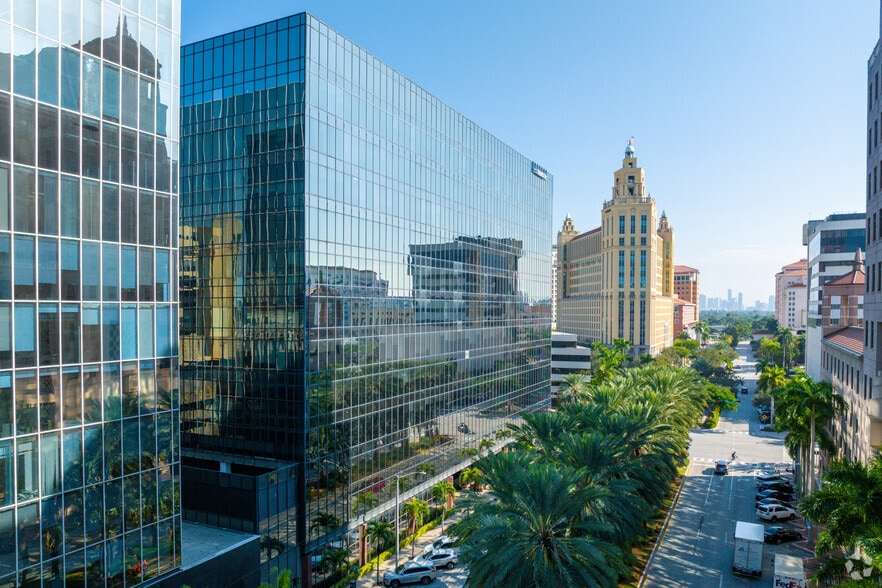 More Photos Of 201 Alhambra Cir, Coral Gables Office For Lease