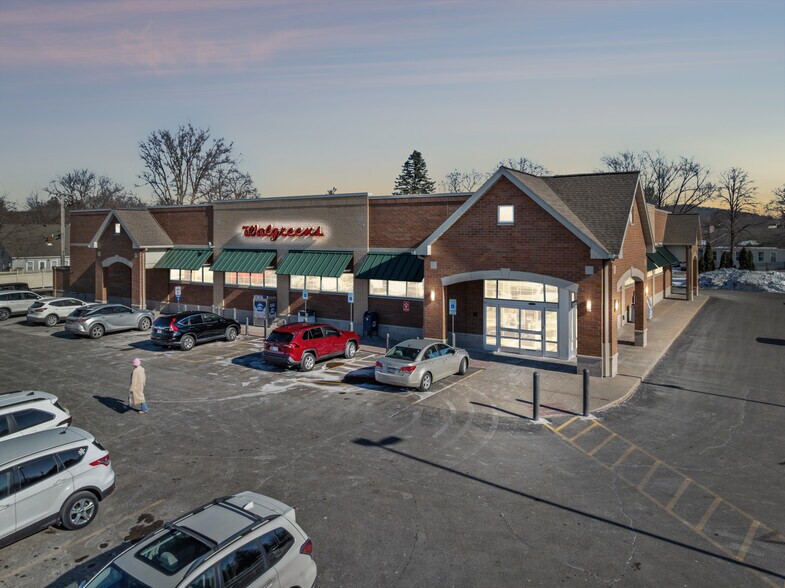 Primary Photo Of 333 Phillips Blvd, Sauk City Drugstore For Sale