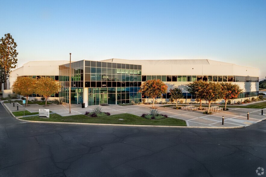 More Photos Of 2930 Inland Empire Blvd, Ontario Unknown For Lease