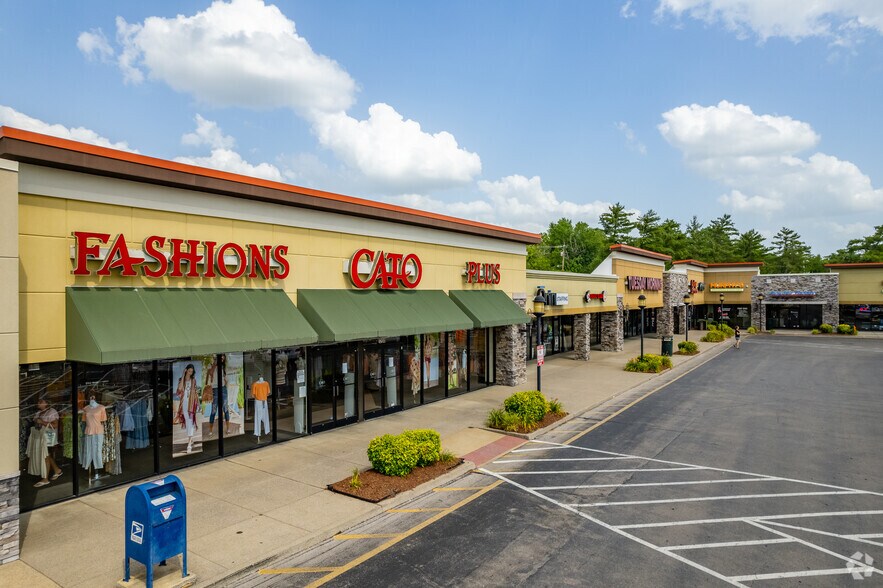 More Photos Of 1212-1264 NW Broad St, Murfreesboro Department Store For Lease