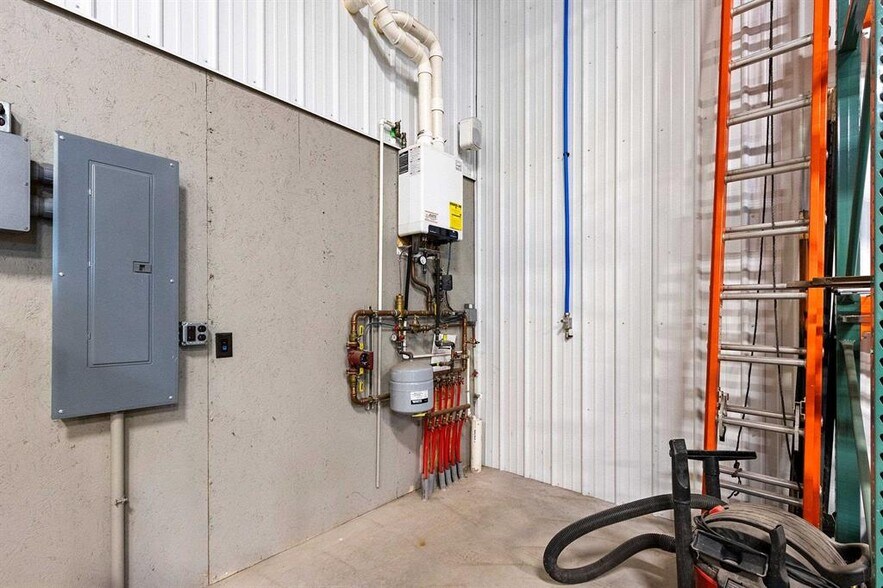 More Photos Of 4030 Champeau Rd, New Franken Warehouse For Sale