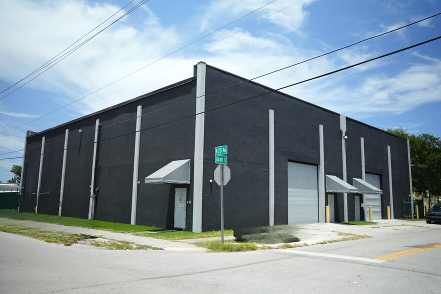 Primary Photo Of 1951 Grant St, Hollywood Warehouse For Lease