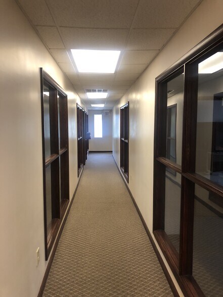 More Photos Of 664 Tire Hill Rd, Johnstown Office For Lease