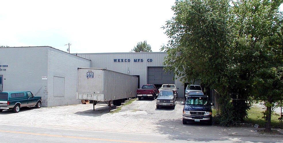 More Photos Of 2007 E 19th St, Kansas City Manufacturing For Sale