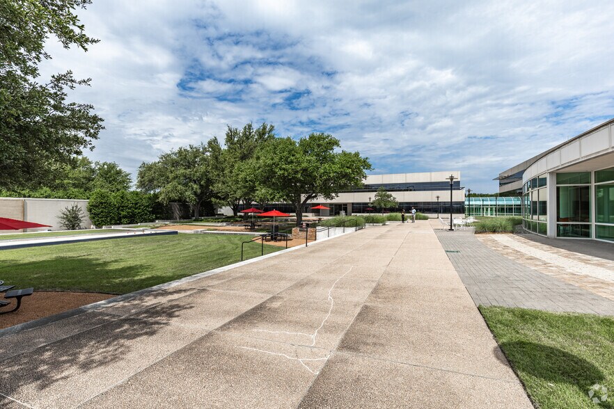 More Photos Of 5340 Legacy Dr, Plano Unknown For Lease