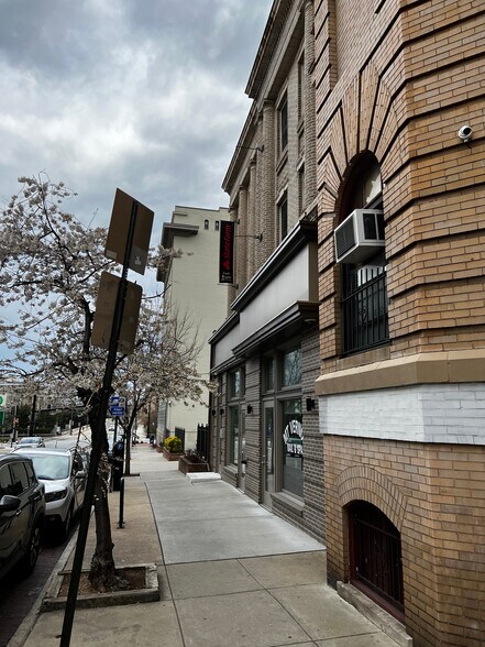 More Photos Of 1305-1307 St Paul St, Baltimore Office Residential For Sale