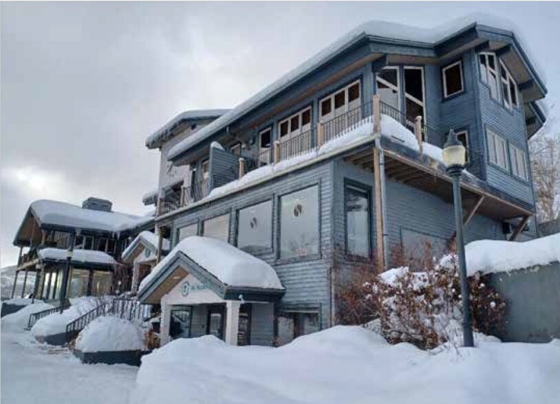 More Photos Of 1724 Ski Time Square Dr, Steamboat Springs General Retail For Sale
