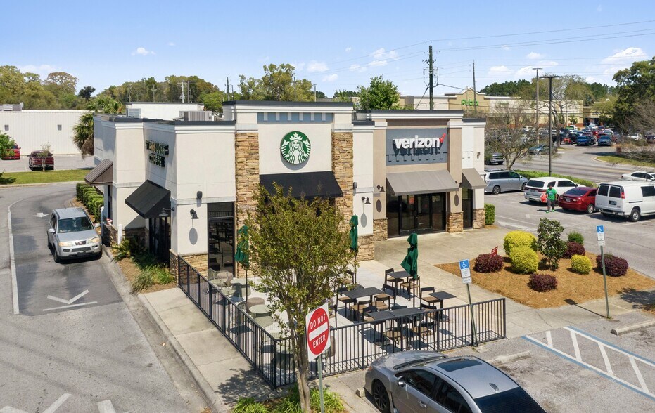 Primary Photo Of 2200 W Nine Mile Rd, Pensacola Freestanding For Sale