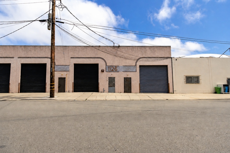 Primary Photo Of 1126 Shafter Ave, San Francisco Warehouse For Lease