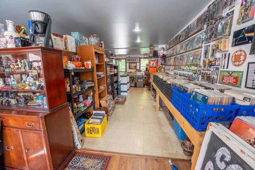 More Photos Of 88-90 Front St, Ballston Spa Storefront Retail Residential For Sale