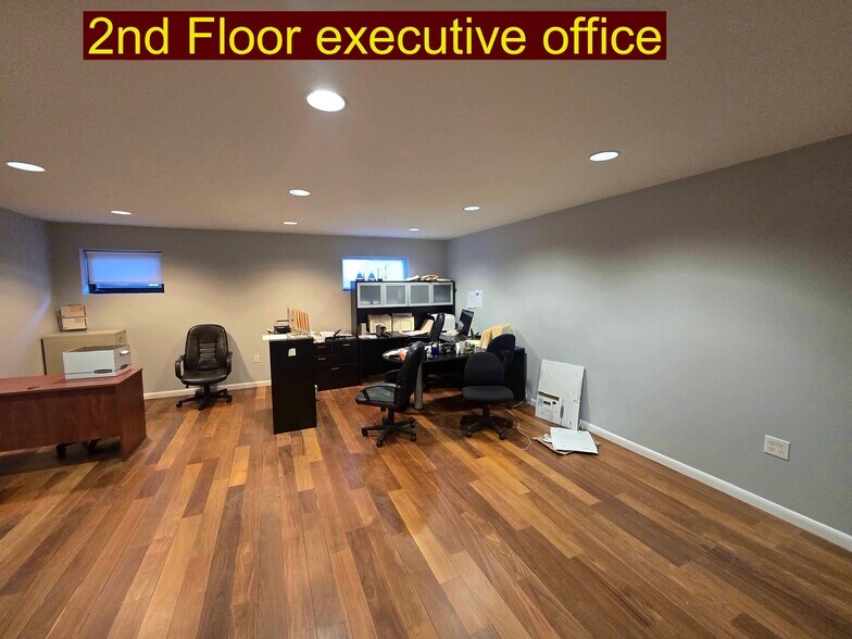 More Photos Of 7115 Northern Blvd, Jackson Heights Office For Sale