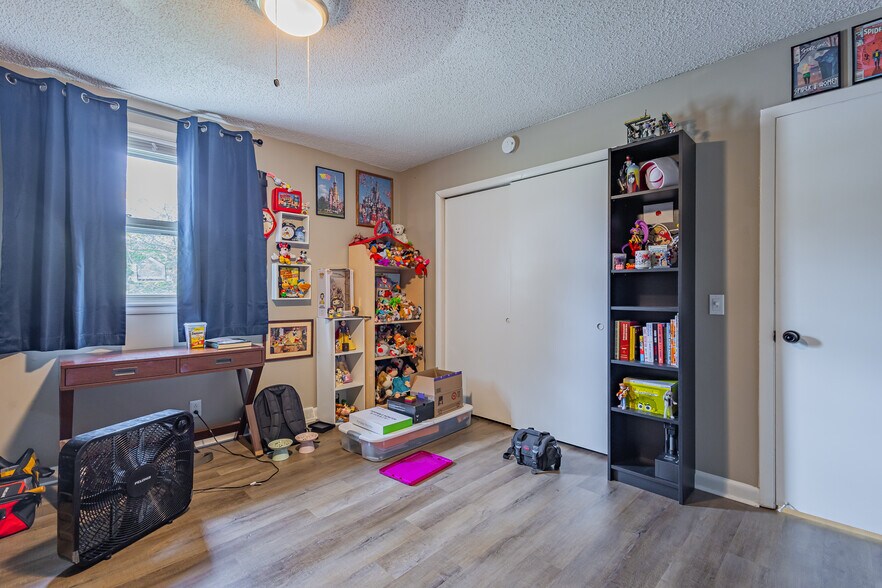 More Photos Of 4299 Sweden Dr, Hermitage Multifamily For Sale