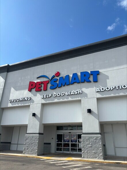 More Photos Of 6507-6535 S Tamiami Trl, Sarasota Unknown For Lease