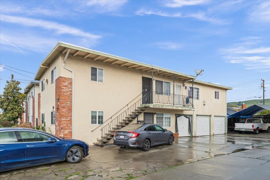 More Photos Of 33638 9th St, Union City Apartments For Sale