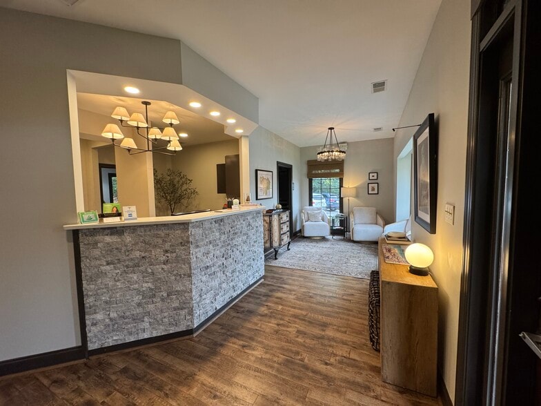 More Photos Of 511 Brookwood Blvd, Birmingham Medical For Sale