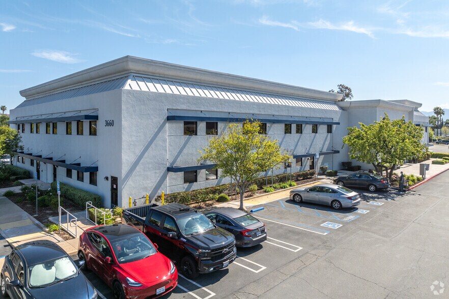 More Photos Of 3660 Park Sierra Dr, Riverside Medical For Lease