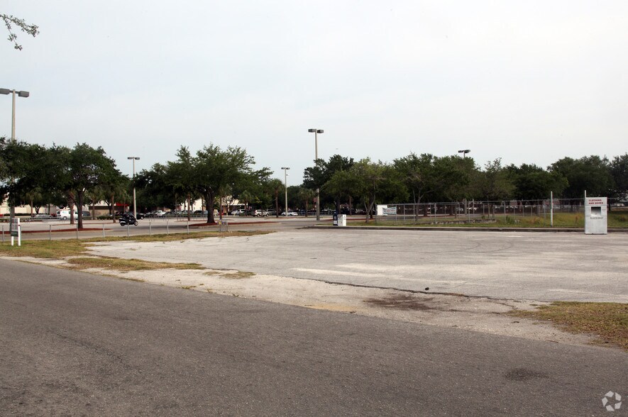 More Photos Of 6156 W 14th St, Bradenton Land For Lease