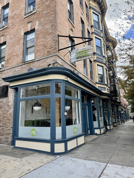 More Photos Of 500 Jersey Ave, Jersey City Storefront Retail Residential For Lease