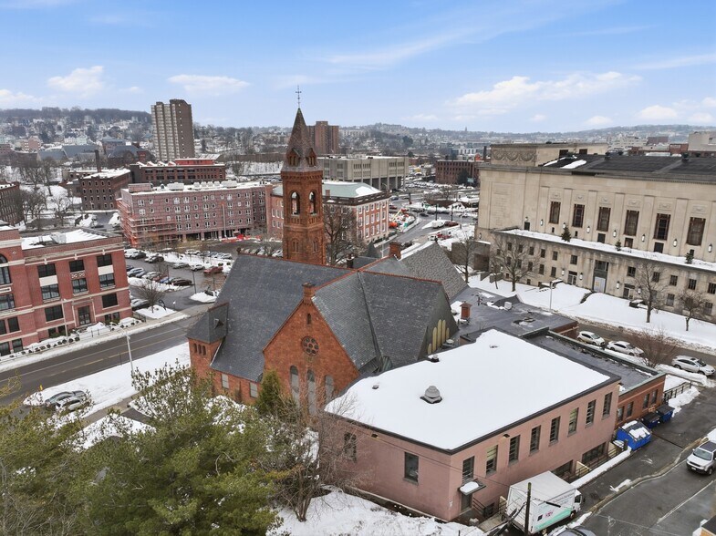 More Photos Of 6 Institute Rd, Worcester Office For Lease