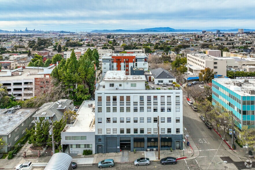 More Photos Of 411 30th St, Oakland Medical For Lease