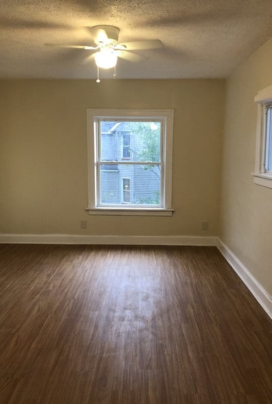 More Photos Of 9605 Lorain Ave, Cleveland Apartments For Sale