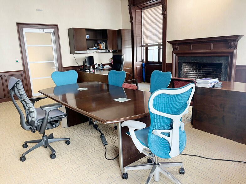 More Photos Of 6 Suburban Ave, Stamford Office For Lease