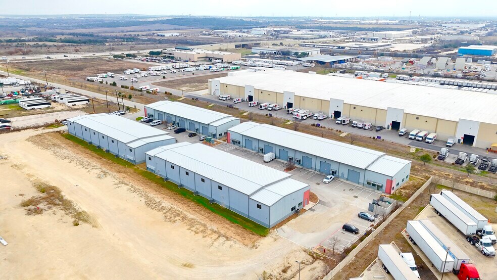 More Photos Of 7637 FM 3009, Schertz Light Distribution For Sale