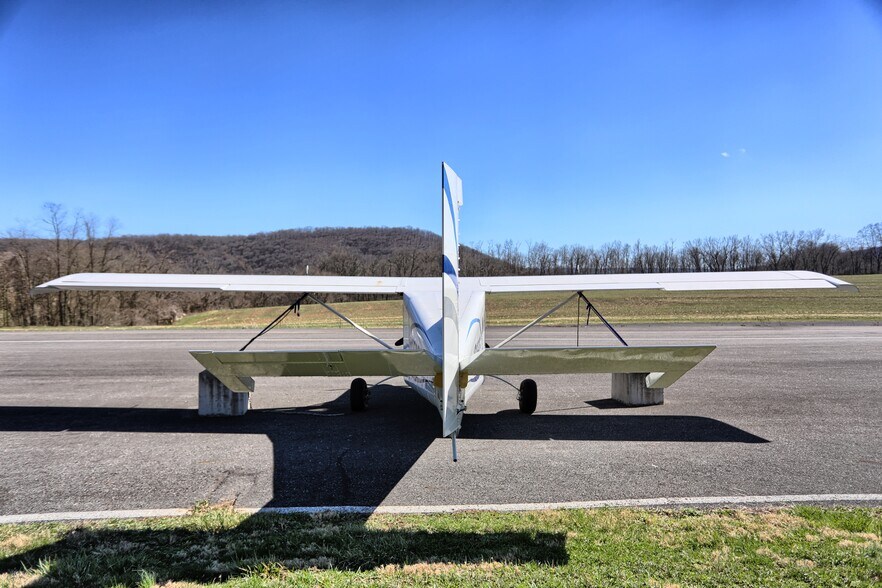 More Photos Of 600 Airport Dr, Mifflintown Flex For Sale