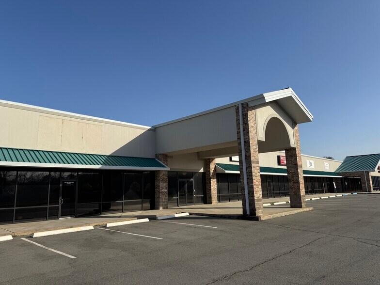 More Photos Of 2650 John Harden Dr, Jacksonville Freestanding For Lease