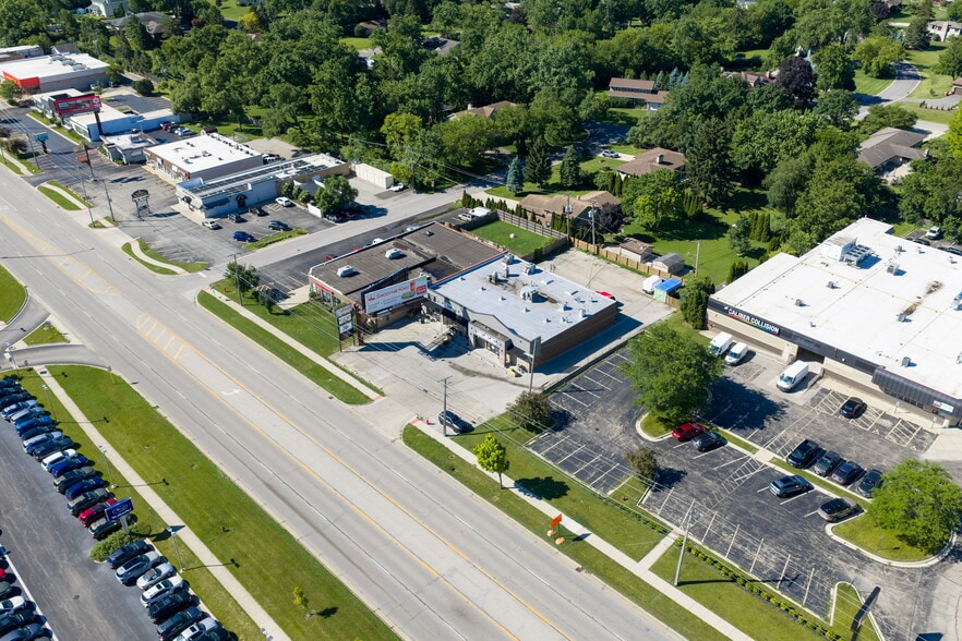More Photos Of 1910-1918 N Rand Rd, Palatine Freestanding For Sale