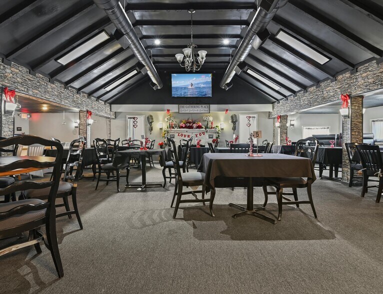 More Photos Of 2080 Milford Rd, East Stroudsburg Restaurant For Lease