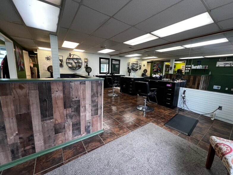 More Photos Of 531 Old State Route 74, Cincinnati General Retail For Sale