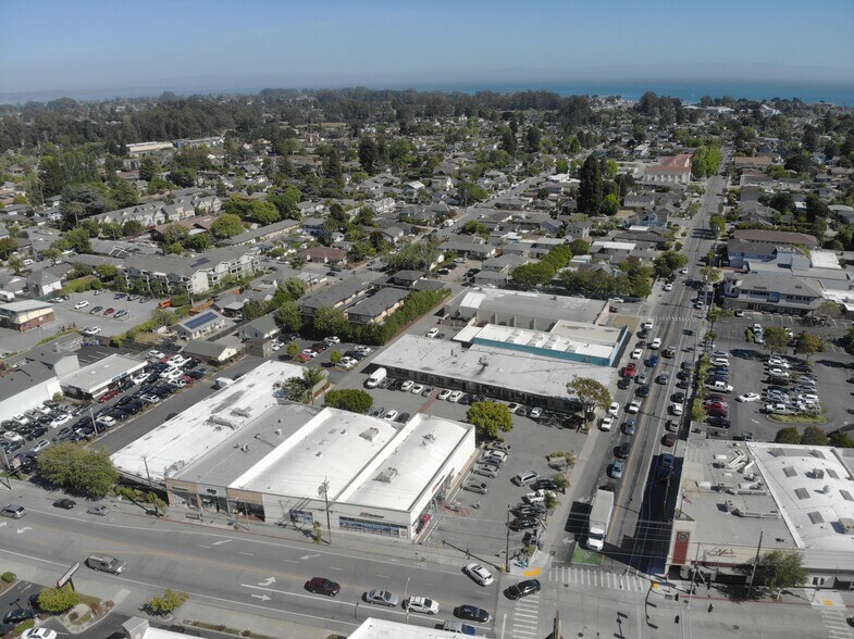 More Photos Of , Santa Cruz General Retail For Sale