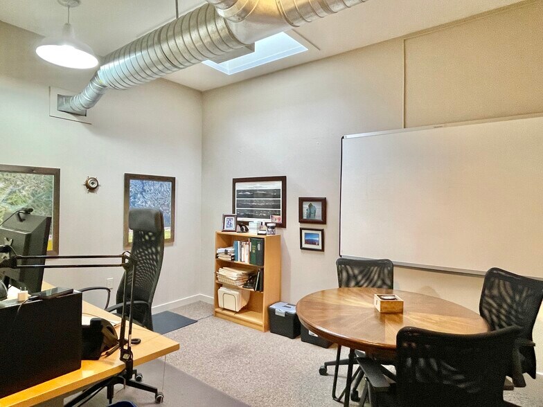 More Photos Of 1735 Westlake Ave N, Seattle Loft Creative Space For Lease