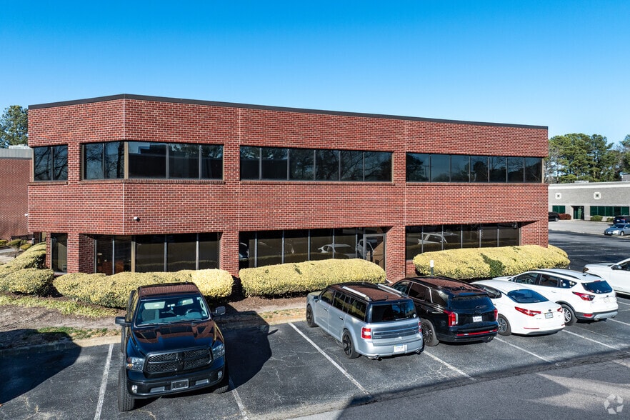 More Photos Of 760 Lynnhaven Pky, Virginia Beach Office For Lease