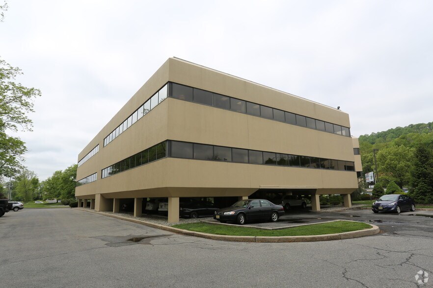 More Photos Of 239 Us Highway 22 E, Green Brook Office For Sale