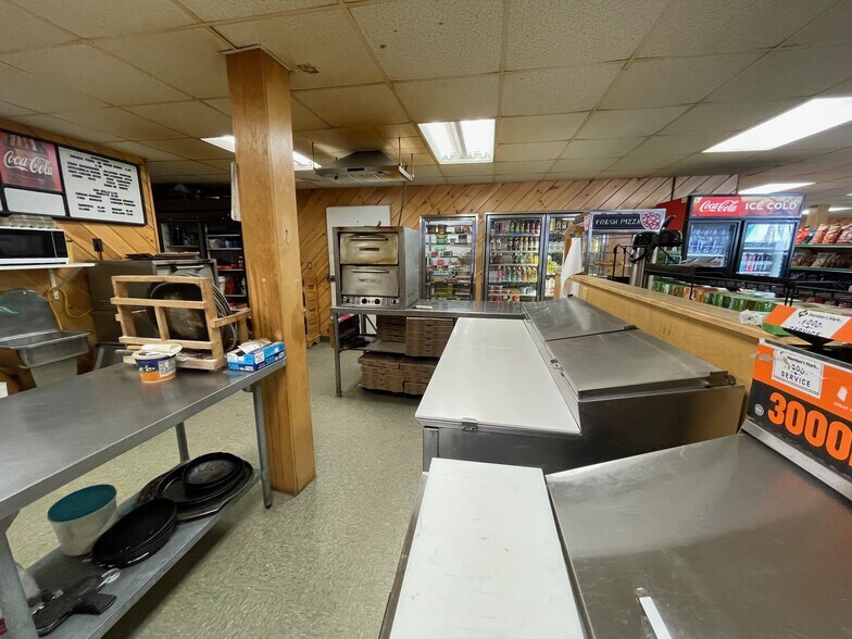 More Photos Of 21 Corinna Road Rd, Saint Albans Convenience Store For Sale