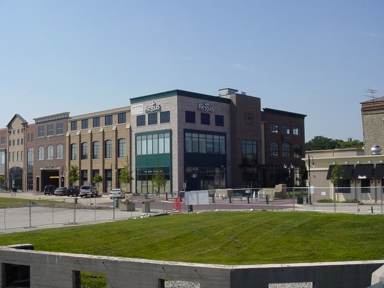 More Photos Of S 1st St, St Charles Unknown For Lease