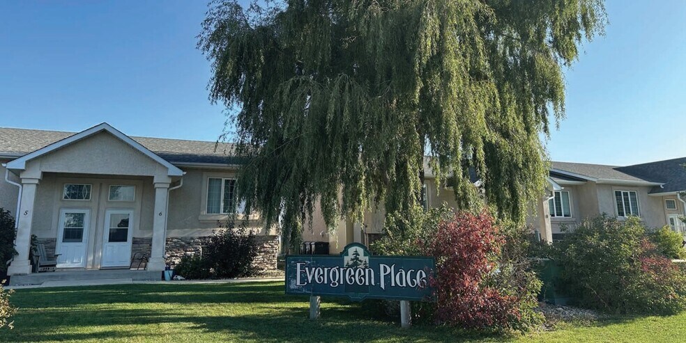 Primary Photo Of 5 Pioneer S, Lorette Apartments For Sale