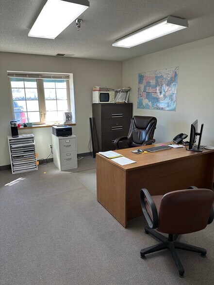 More Photos Of 1005 16th Ave S, Princeton Manufacturing For Sale